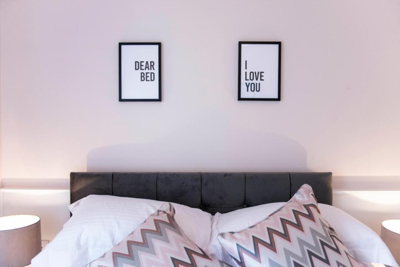 Charles Alexander Short Stay - Highcliffe Apartments Cleveleys Eksteriør billede