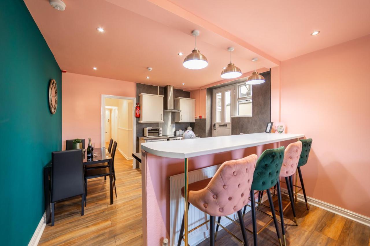 Charles Alexander Short Stay - Highcliffe Apartments Cleveleys Eksteriør billede