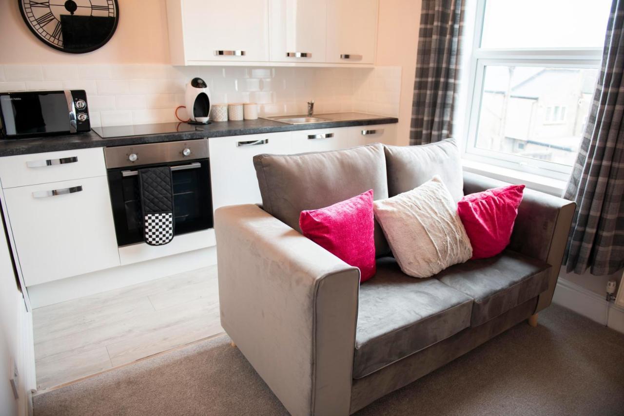 Charles Alexander Short Stay - Highcliffe Apartments Cleveleys Eksteriør billede